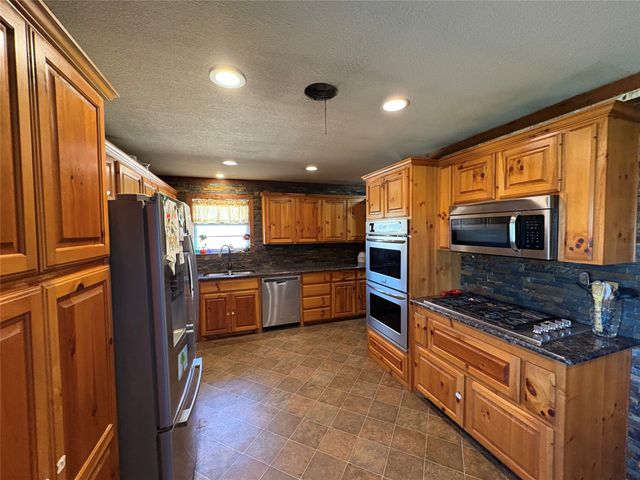 1284 Farm Road 3019 7, Winnsboro, TX 75494