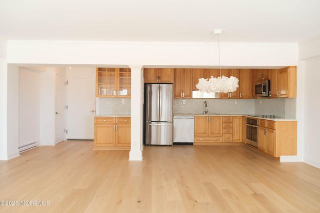 45 Ocean Avenue 2B, Monmouth Beach, NJ 07750