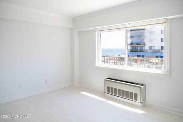 45 Ocean Avenue 2B, Monmouth Beach, NJ 07750