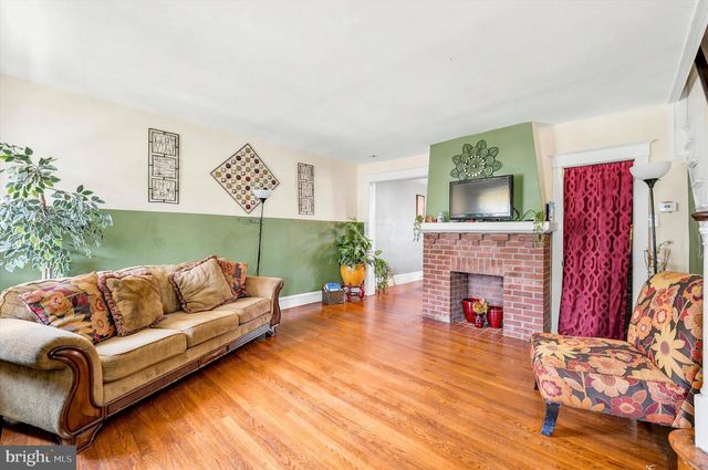 6825 N BOUVIER ST, Philadelphia, PA 19126