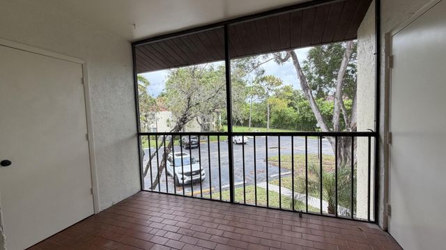 4969 Sable Pine Circle D2, West Palm Beach, FL 33417