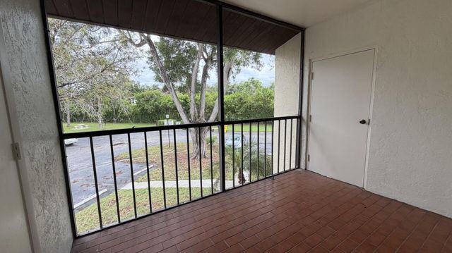 4969 Sable Pine Circle D2, West Palm Beach, FL 33417