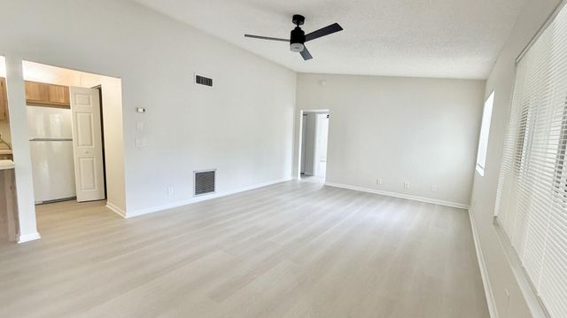 4969 Sable Pine Circle D2, West Palm Beach, FL 33417
