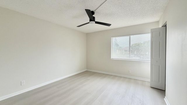 4969 Sable Pine Circle D2, West Palm Beach, FL 33417