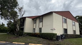 4969 Sable Pine Circle D2, West Palm Beach, FL 33417