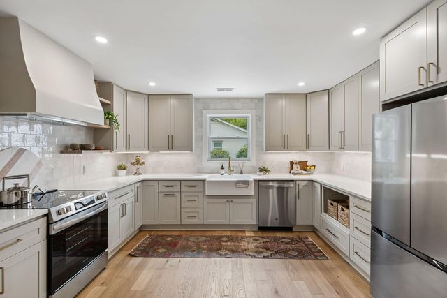 512 Risher Street, Charleston, SC 29407