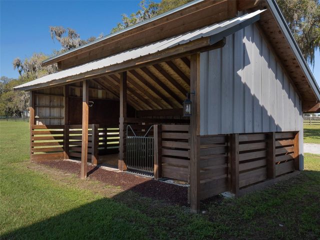 15157 NW 112TH PLACE ROAD, Morriston, FL 32668