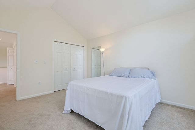 15 Kings Way 4, Waltham, MA 02451