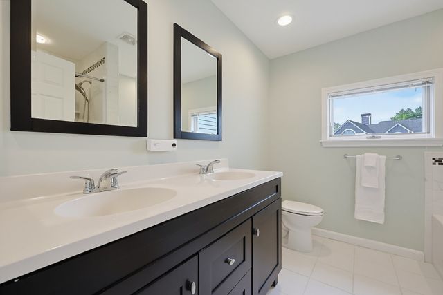 15 Kings Way 4, Waltham, MA 02451