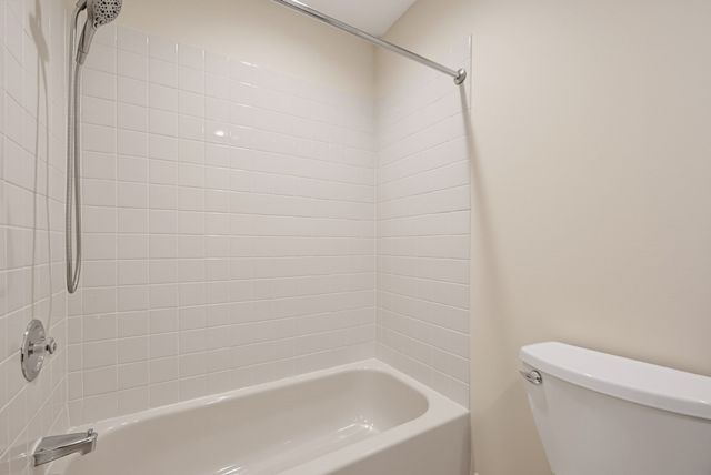 15 Kings Way 4, Waltham, MA 02451