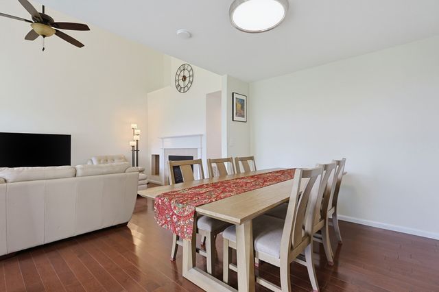 15 Kings Way 4, Waltham, MA 02451