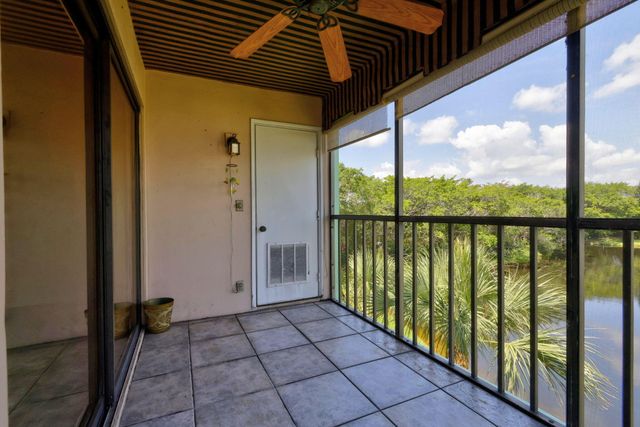 5884 Morningstar Circle 406, Delray Beach, FL 33484