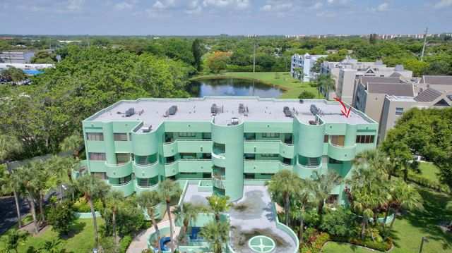 5884 Morningstar Circle 406, Delray Beach, FL 33484