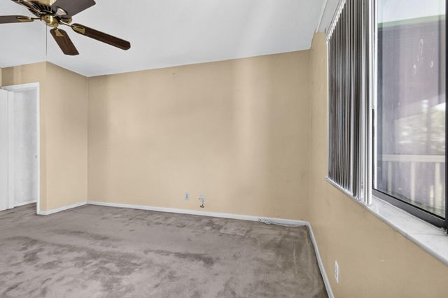 5884 Morningstar Circle 406, Delray Beach, FL 33484