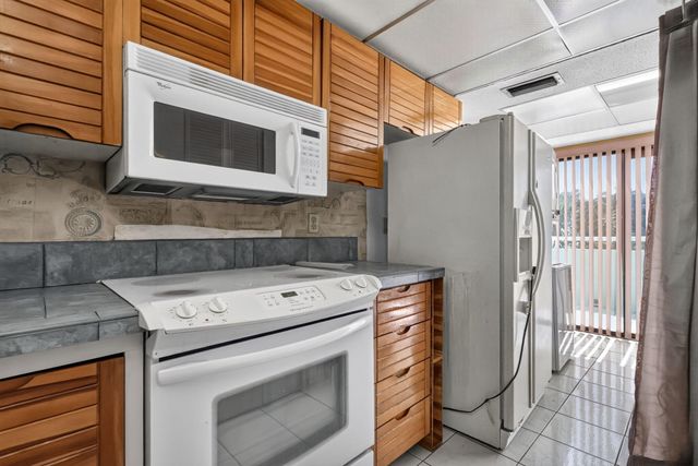 5884 Morningstar Circle 406, Delray Beach, FL 33484