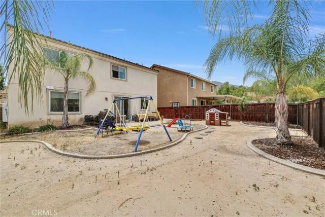 10916 Marygold, Corona, CA 92883