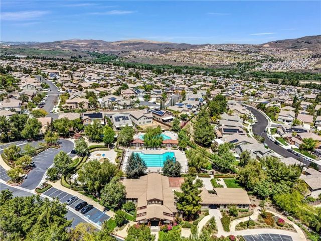 10916 Marygold, Corona, CA 92883