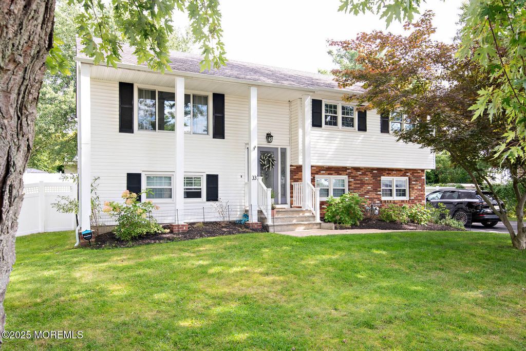33 Country Club Drive, Neptune Township, NJ 07753