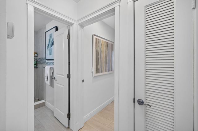 1318 SE 12TH Way, Fort Lauderdale, FL 33316