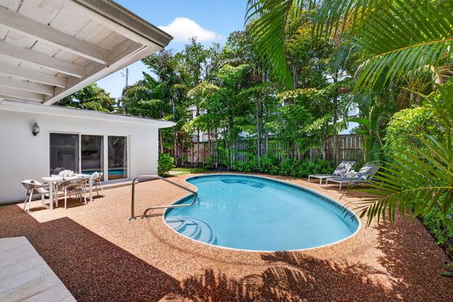 1318 SE 12TH Way, Fort Lauderdale, FL 33316