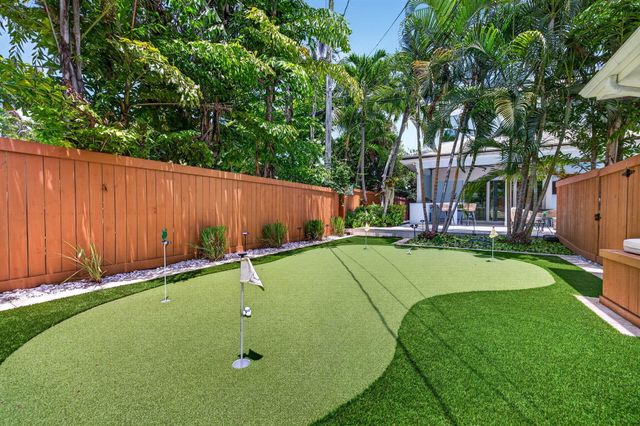1318 SE 12TH Way, Fort Lauderdale, FL 33316