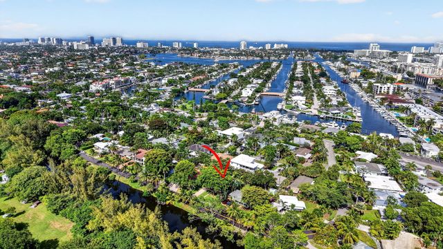 1318 SE 12TH Way, Fort Lauderdale, FL 33316