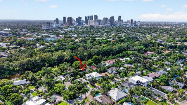 1318 SE 12TH Way, Fort Lauderdale, FL 33316