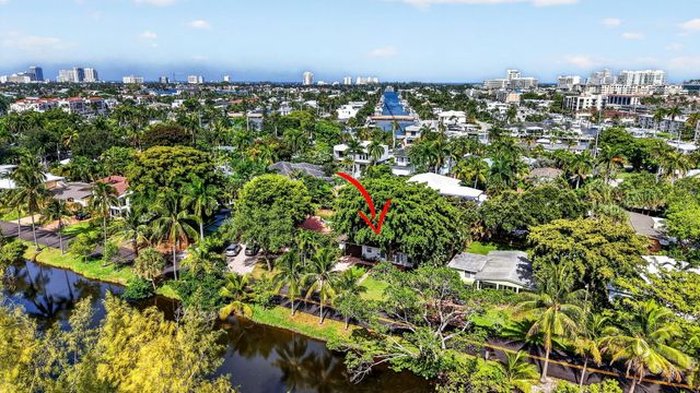 1318 SE 12TH Way, Fort Lauderdale, FL 33316