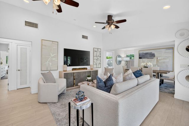 1318 SE 12TH Way, Fort Lauderdale, FL 33316