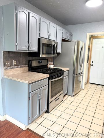 9131 S 91st East Avenue, Tulsa, OK 74133