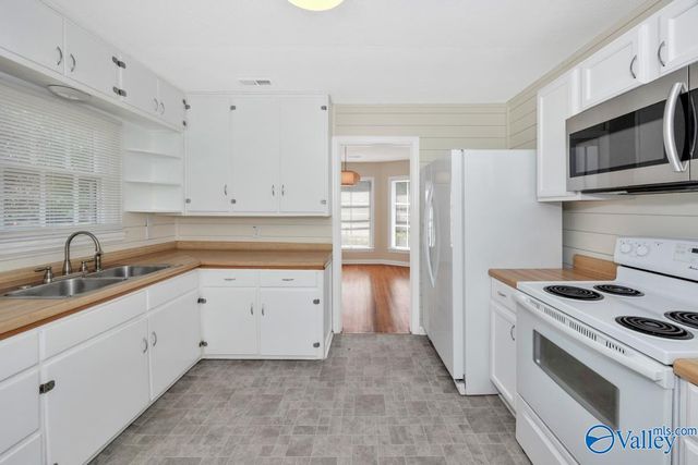 2507 Pansy Street SW, Huntsville, AL 35801