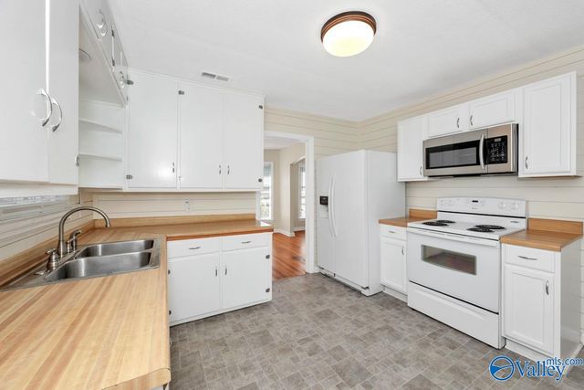 2507 Pansy Street SW, Huntsville, AL 35801