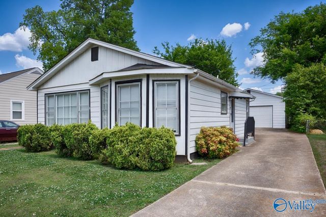 2507 Pansy Street SW, Huntsville, AL 35801