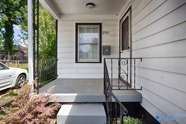 2507 Pansy Street SW, Huntsville, AL 35801