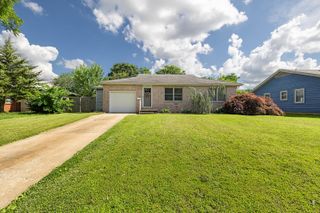 1704 East Latoka Street, Springfield, MO 65804