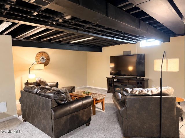 2861 Woods Edge Road, Perrysburg, OH 43551