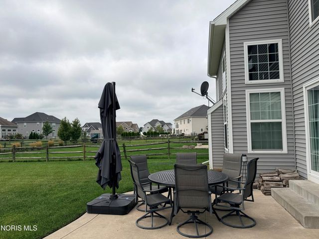 2861 Woods Edge Road, Perrysburg, OH 43551