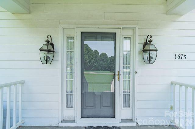 1673 Forest Ridge Drive, Stanley, NC 28164