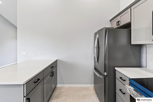 11805 Mary Street, Omaha, NE 68164