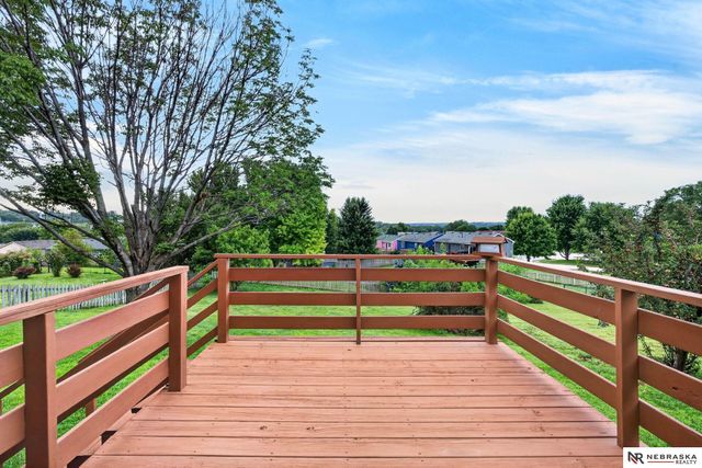 11805 Mary Street, Omaha, NE 68164