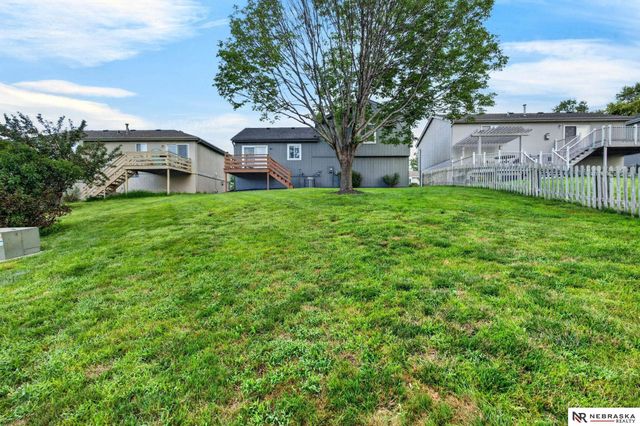11805 Mary Street, Omaha, NE 68164