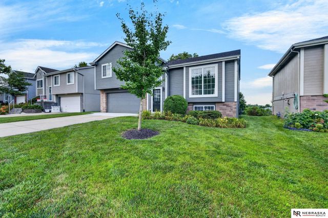11805 Mary Street, Omaha, NE 68164