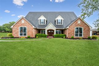 121 Lake Shore Drive, Shawnee, OK 74804