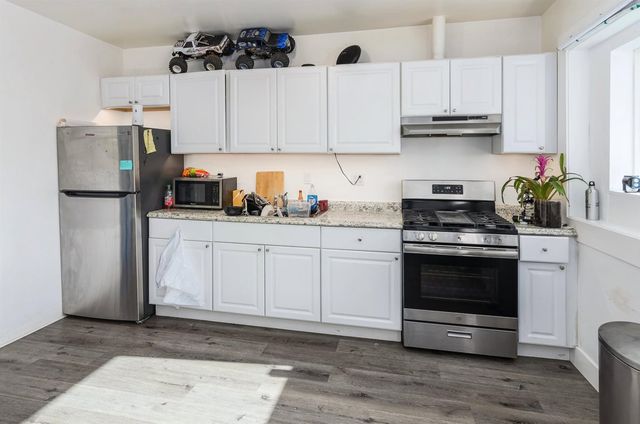 420 420 5th St, Richmond, CA 94801