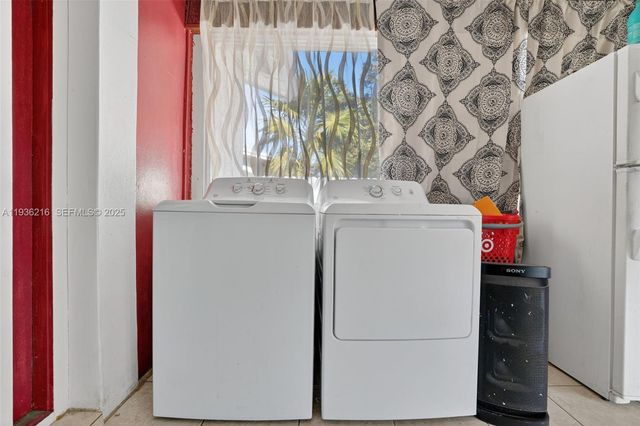 19641 Sterling Dr, Cutler Bay, FL 33157