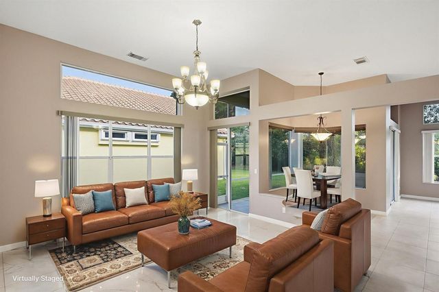 665 SW Lake Charles Circle, Port Saint Lucie, FL 34986