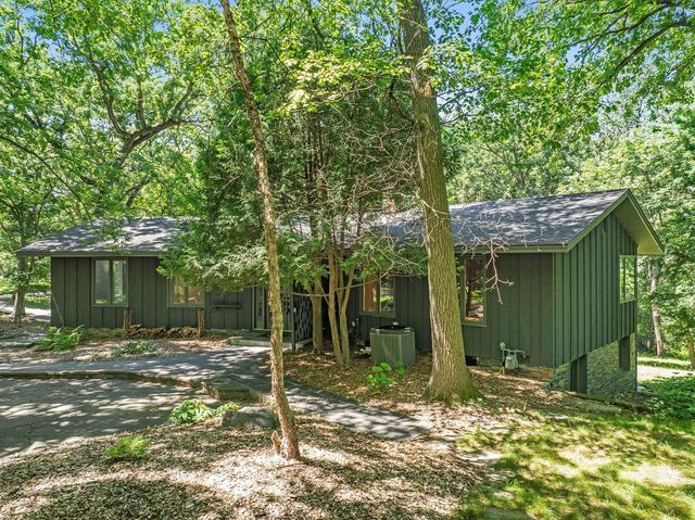 3 Snowy Owl Lane, North Oaks, MN 55127