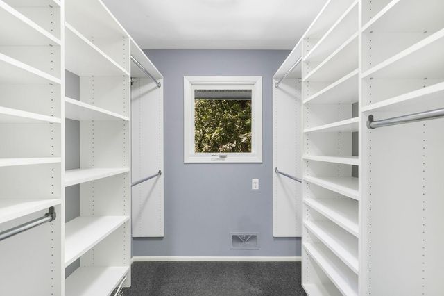 3 Snowy Owl Lane, North Oaks, MN 55127