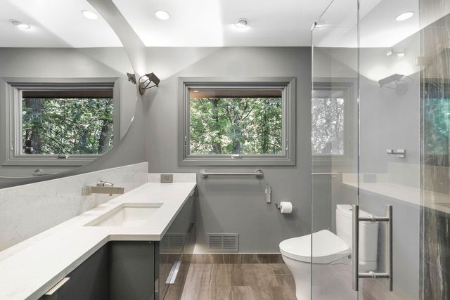 3 Snowy Owl Lane, North Oaks, MN 55127