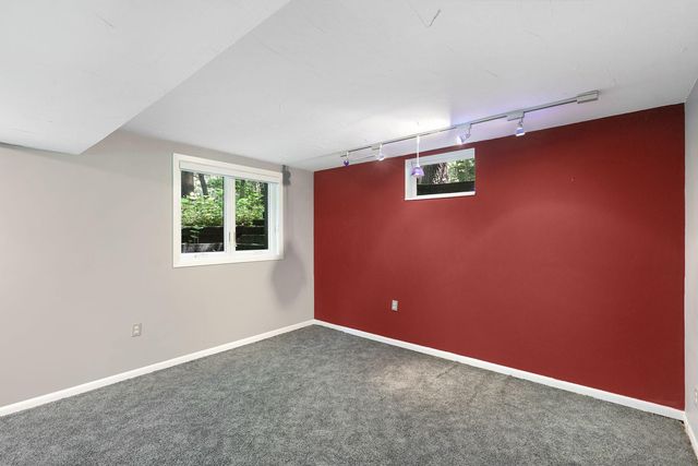 3 Snowy Owl Lane, North Oaks, MN 55127